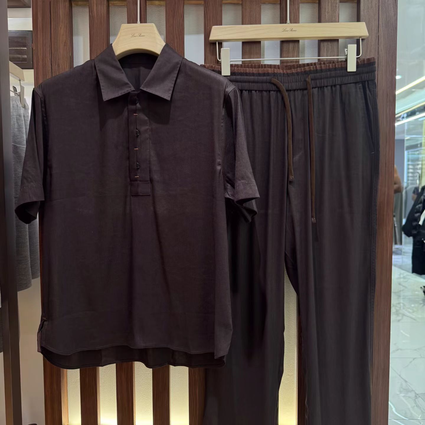 夏のカジュアルで高級感のある高品質メンズ無地カラーマッチング - Short Linen Drawstring のレビューと価格
