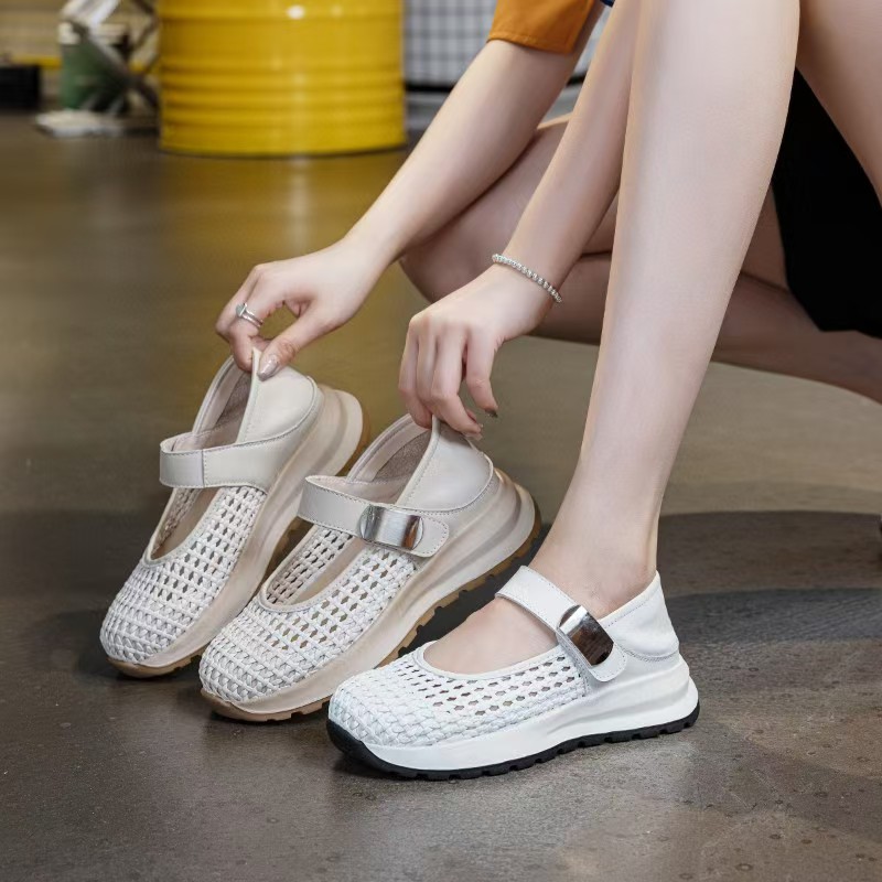 レディース本革編み込みマイクロファイバーパッチワークスリッポ - Espadrille Slip On のレビューと価格