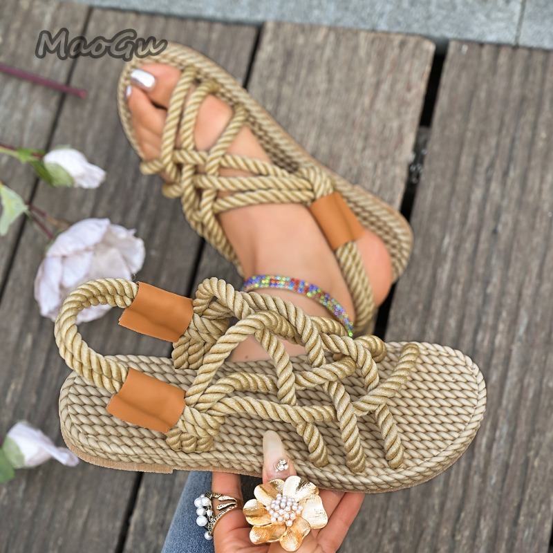 女性用編み込みロープフラットサンダル クリスクロスストラップ - Espadrille Slip On のレビューと価格