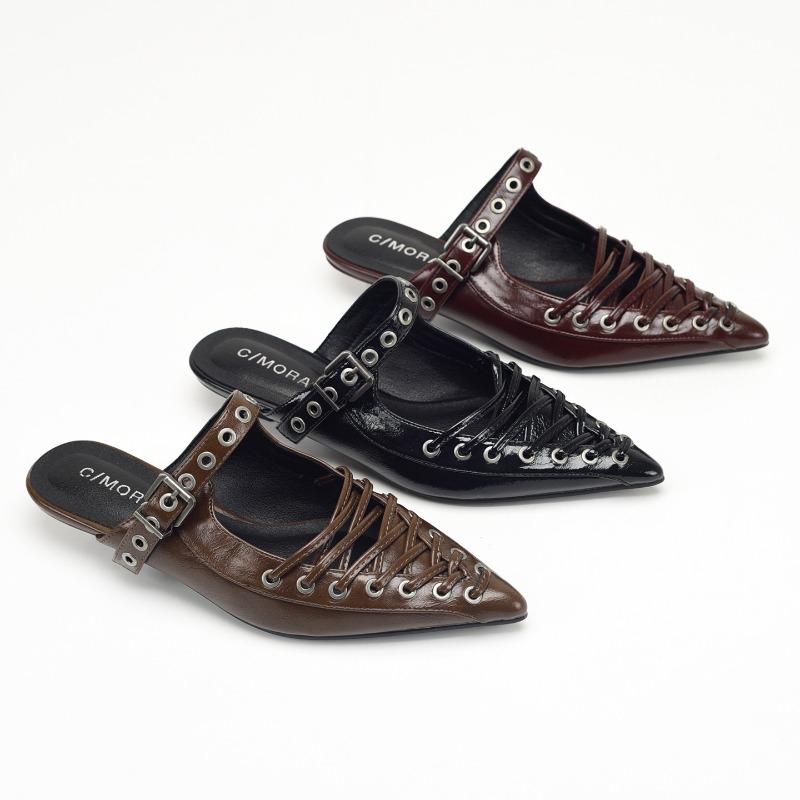 ポインテッドトゥレースアップ女性用スリッパ夏用PUレザーロー - Casual Sandal Leather のレビューと価格